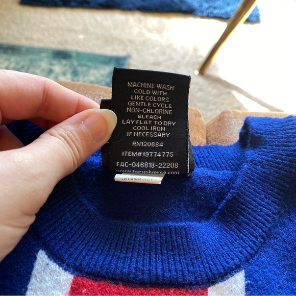 Her Universe Marvel Doctor Strange Captain Carter Union Jack Sweater - Picture 5 of 7